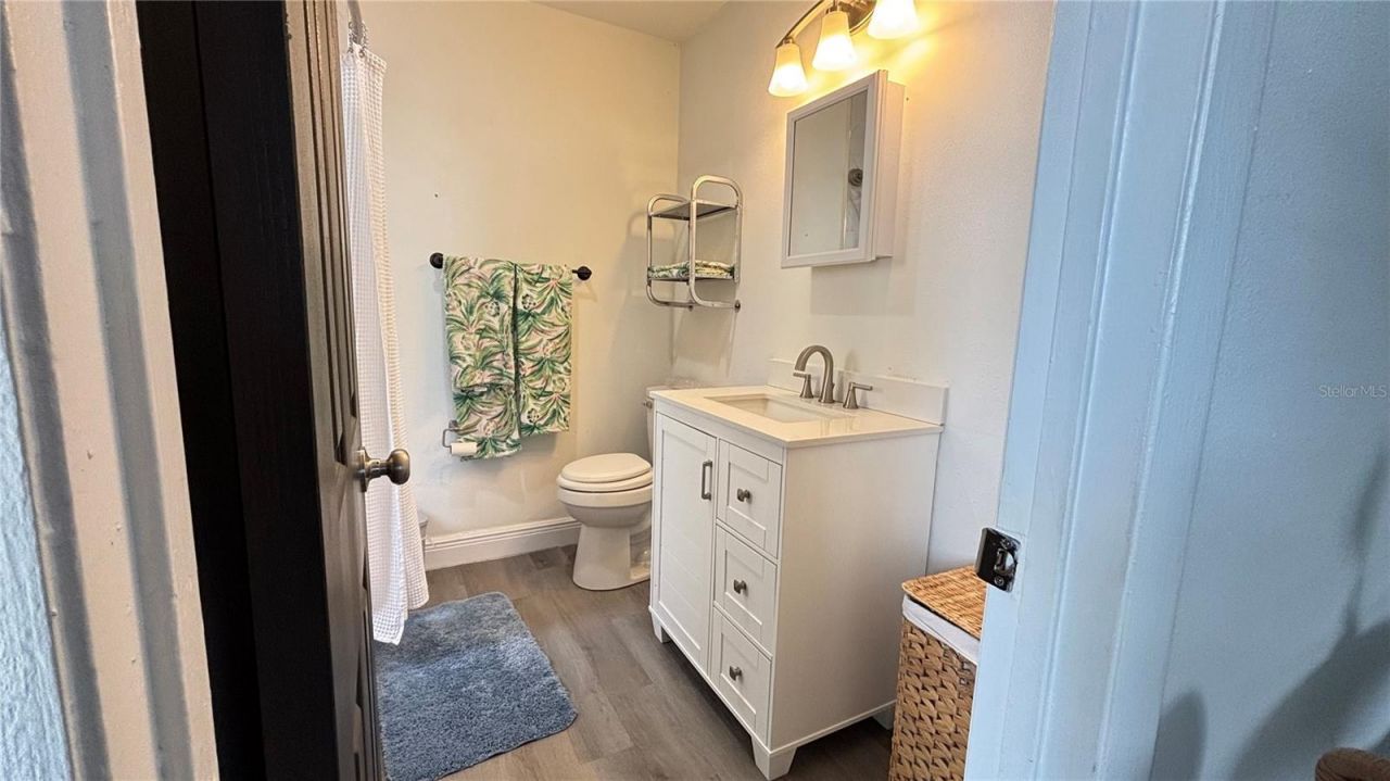 855 Sunridge Point Drive , Unit B, Seffner, FL 33584 Photo