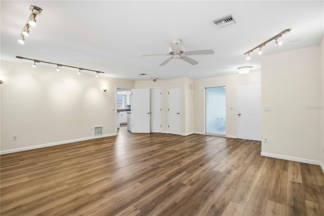 3629 Egerton Circle, Sarasota, FL 34233 Photo