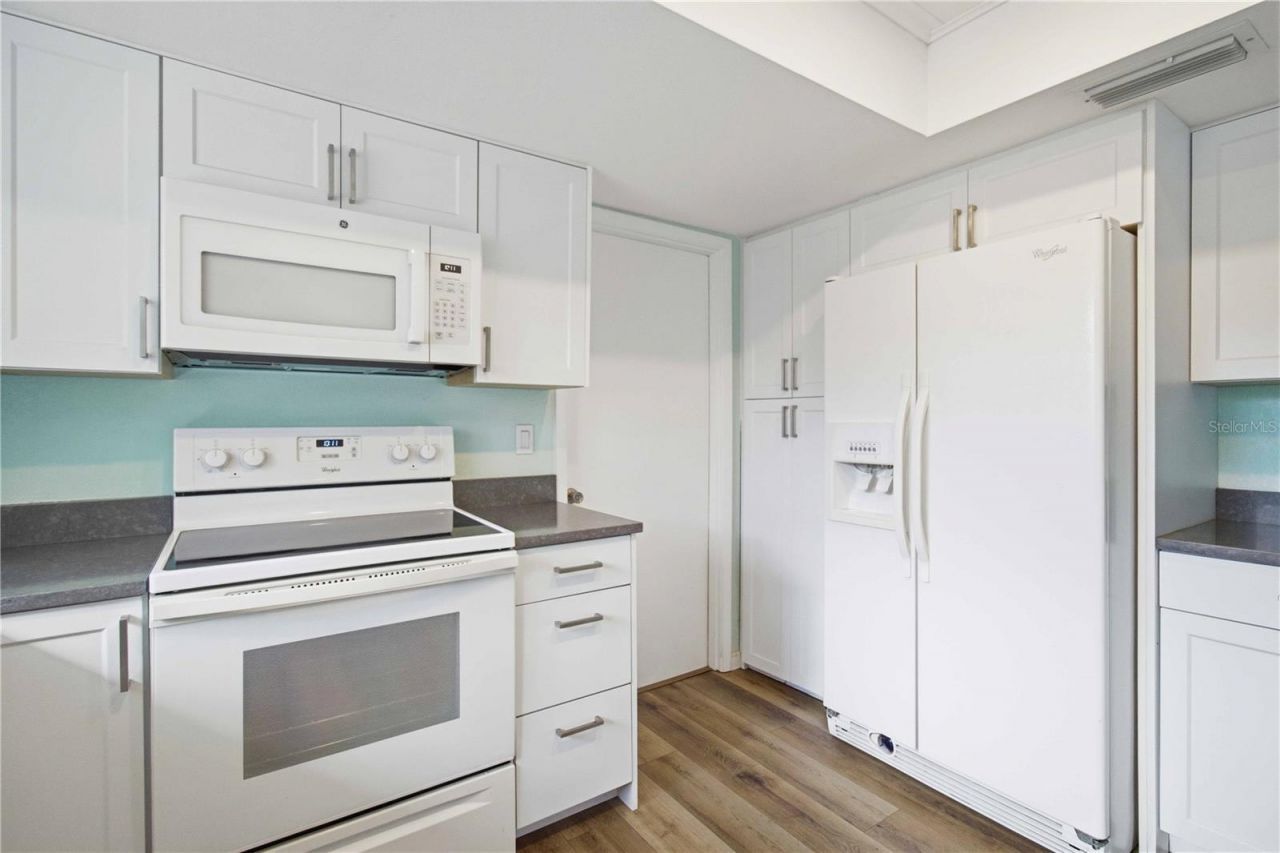 3629 Egerton Circle, Sarasota, FL 34233 Photo