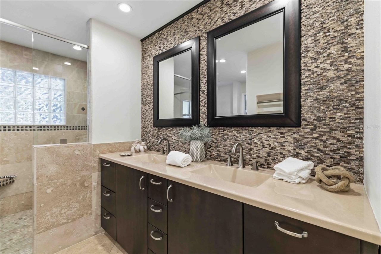 3629 Egerton Circle, Sarasota, FL 34233 Photo