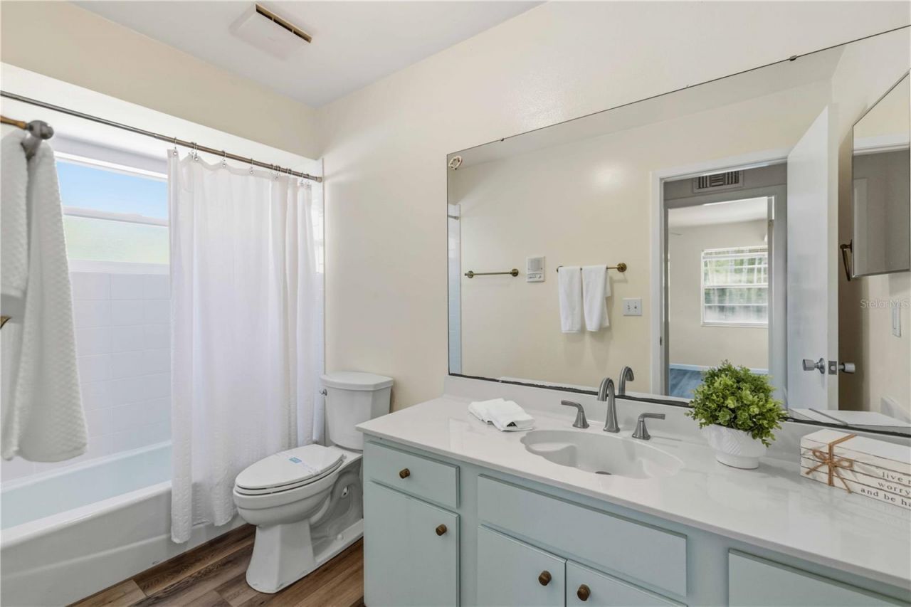 3629 Egerton Circle, Sarasota, FL 34233 Photo