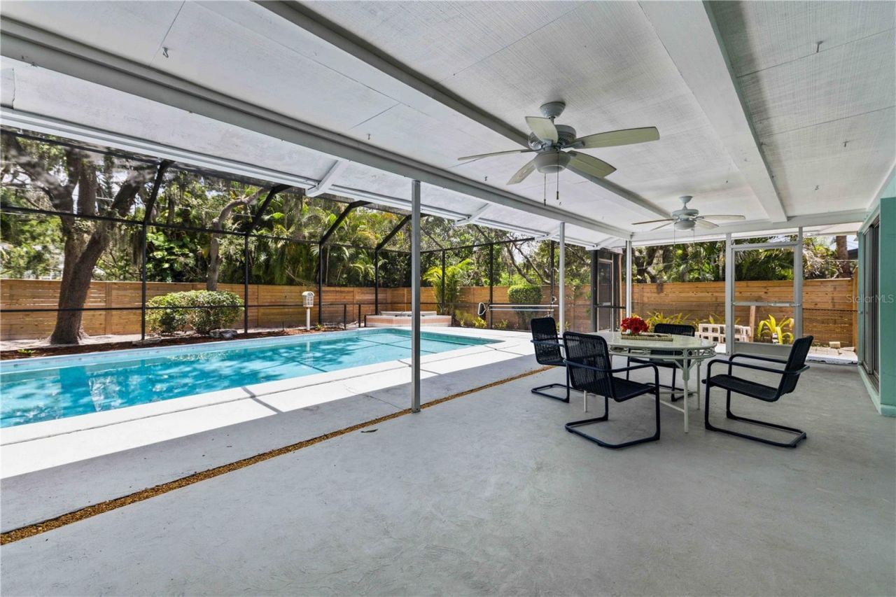 3629 Egerton Circle, Sarasota, FL 34233 Photo