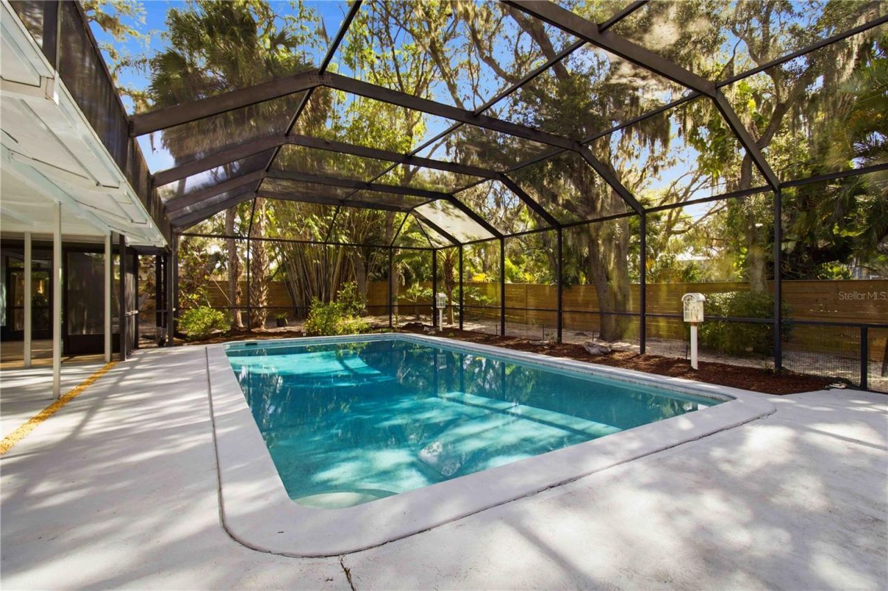 3629 Egerton Circle, Sarasota, FL 34233 Photo
