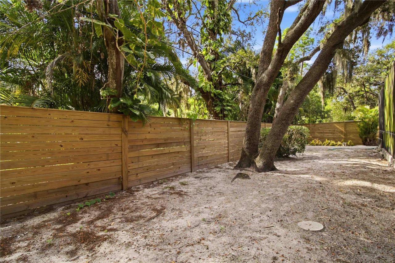 3629 Egerton Circle, Sarasota, FL 34233 Photo
