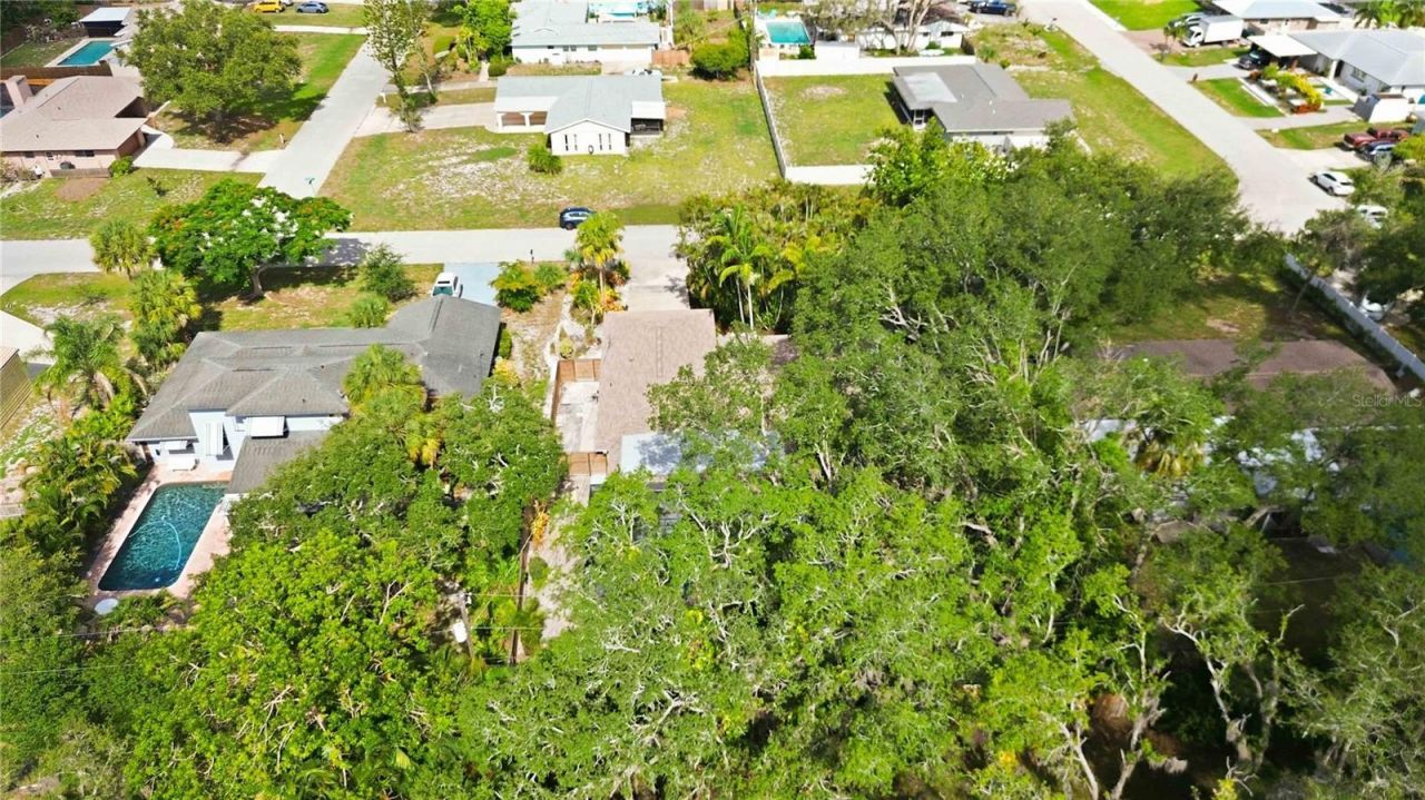3629 Egerton Circle, Sarasota, FL 34233 Photo