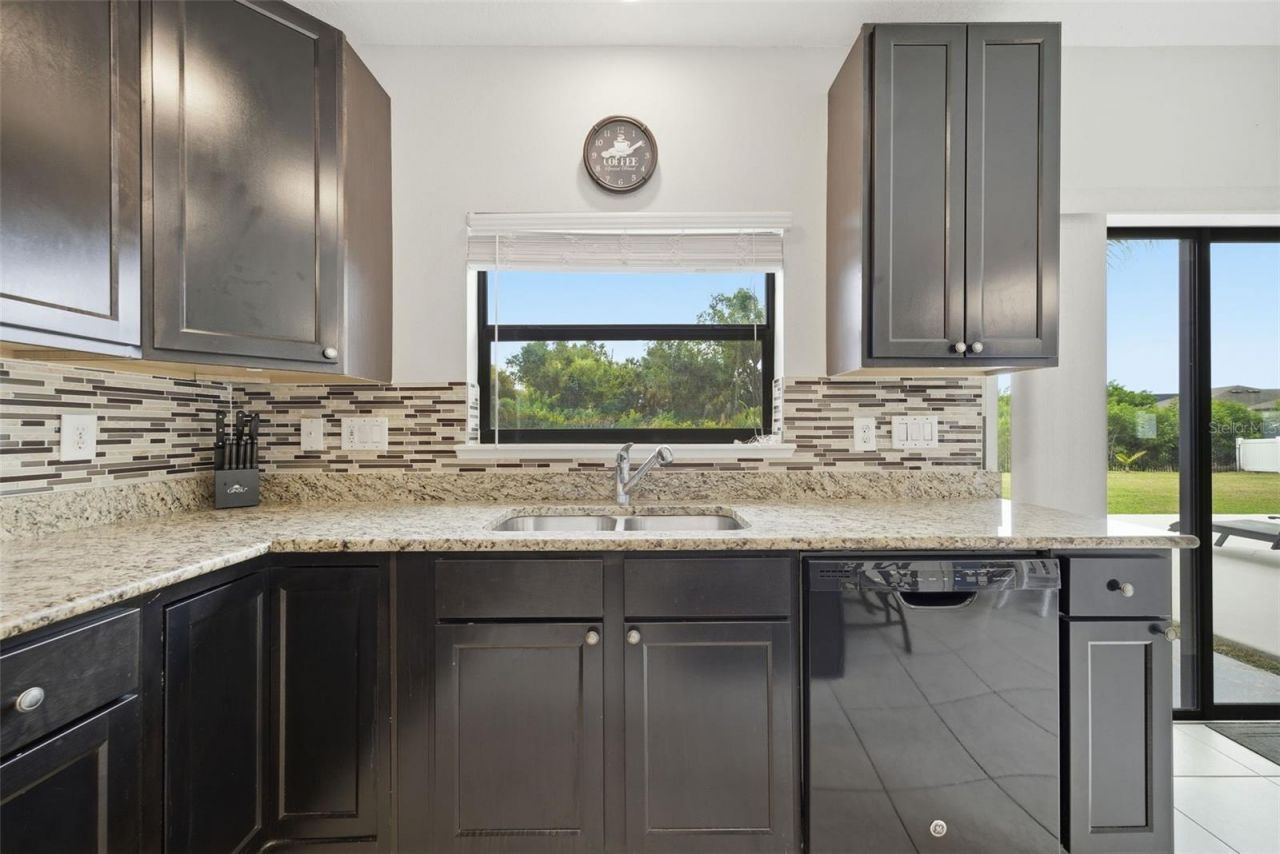 4055 Wayfarer Way, Palmetto, FL 34221 Photo