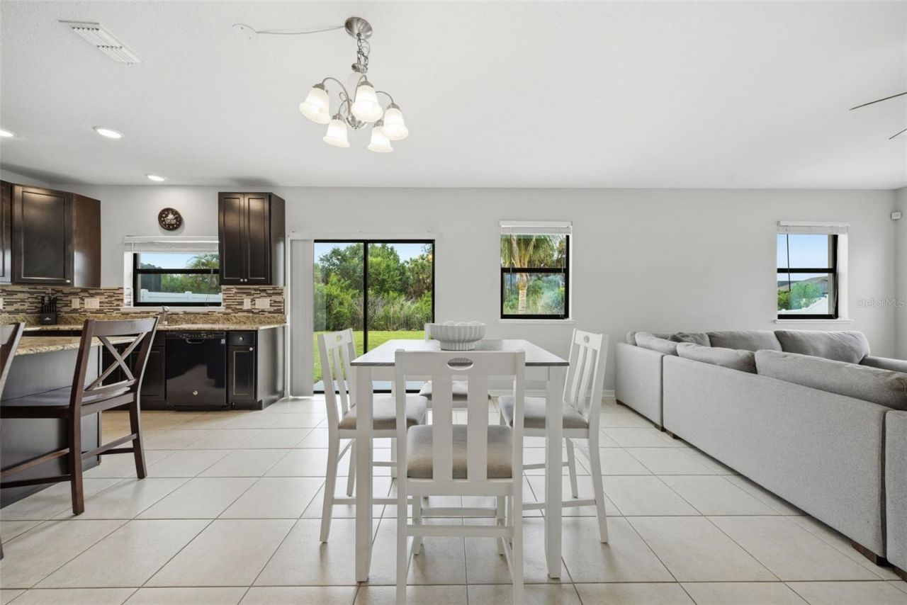 4055 Wayfarer Way, Palmetto, FL 34221 Photo