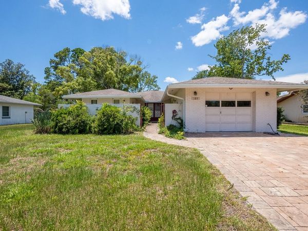 109 FARRAGUT DRIVE , PALM COAST, FL 32137