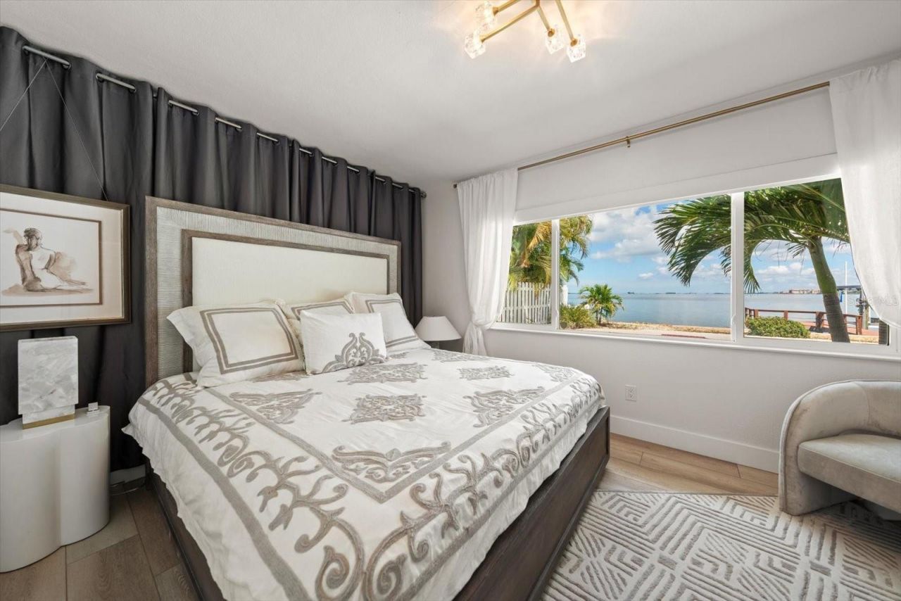 1854 Venetian Point Drive, Clearwater, FL 33755 Photo