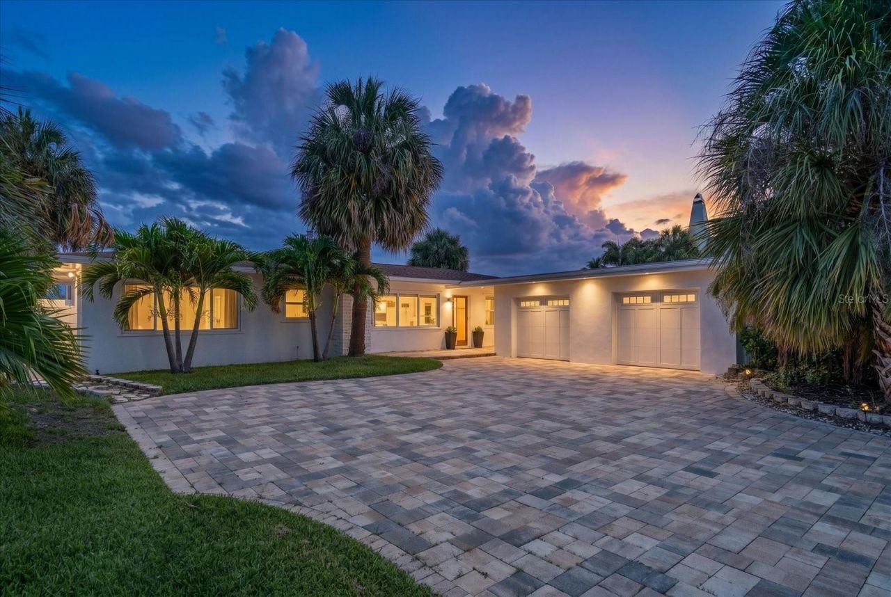 1854 Venetian Point Drive, Clearwater, FL 33755 Photo