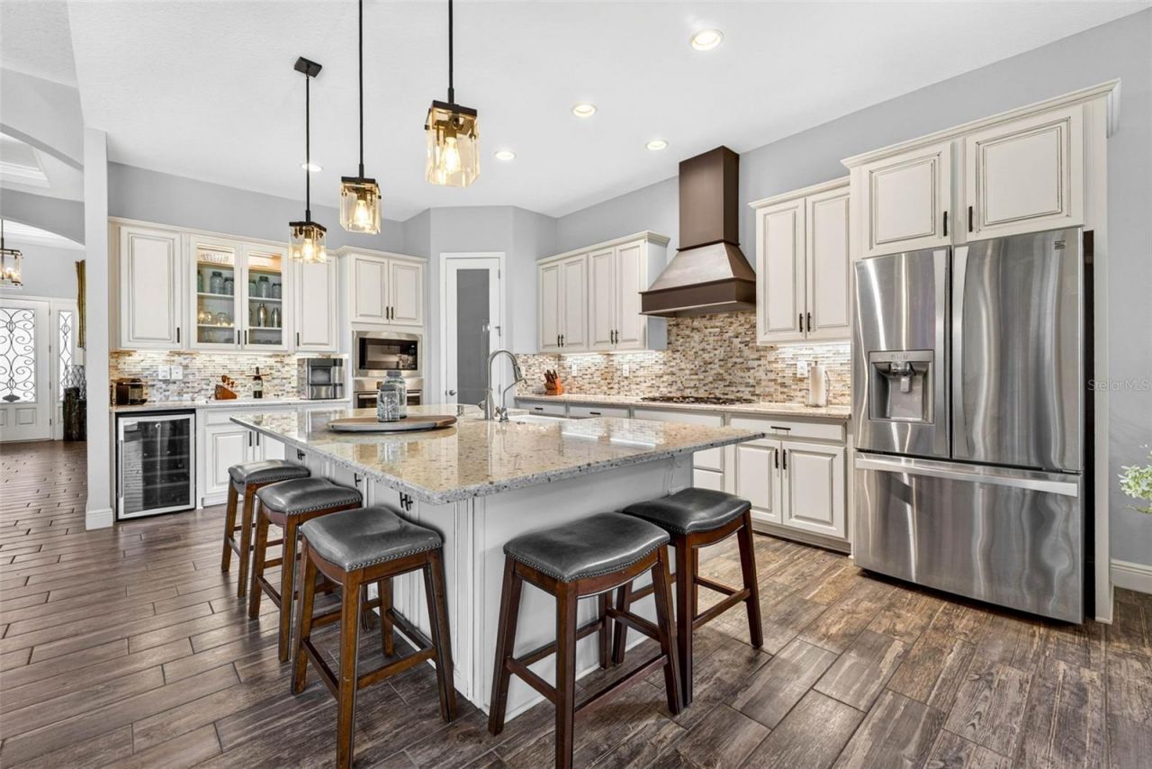 6104 Shadowlake Drive, Apollo Beach, FL 33572 Photo