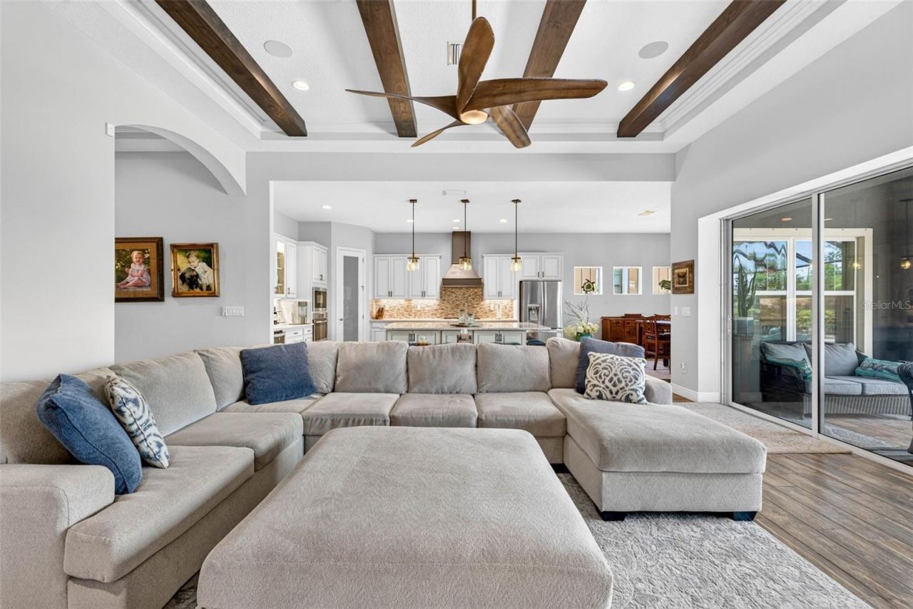 6104 Shadowlake Drive, Apollo Beach, FL 33572 Photo