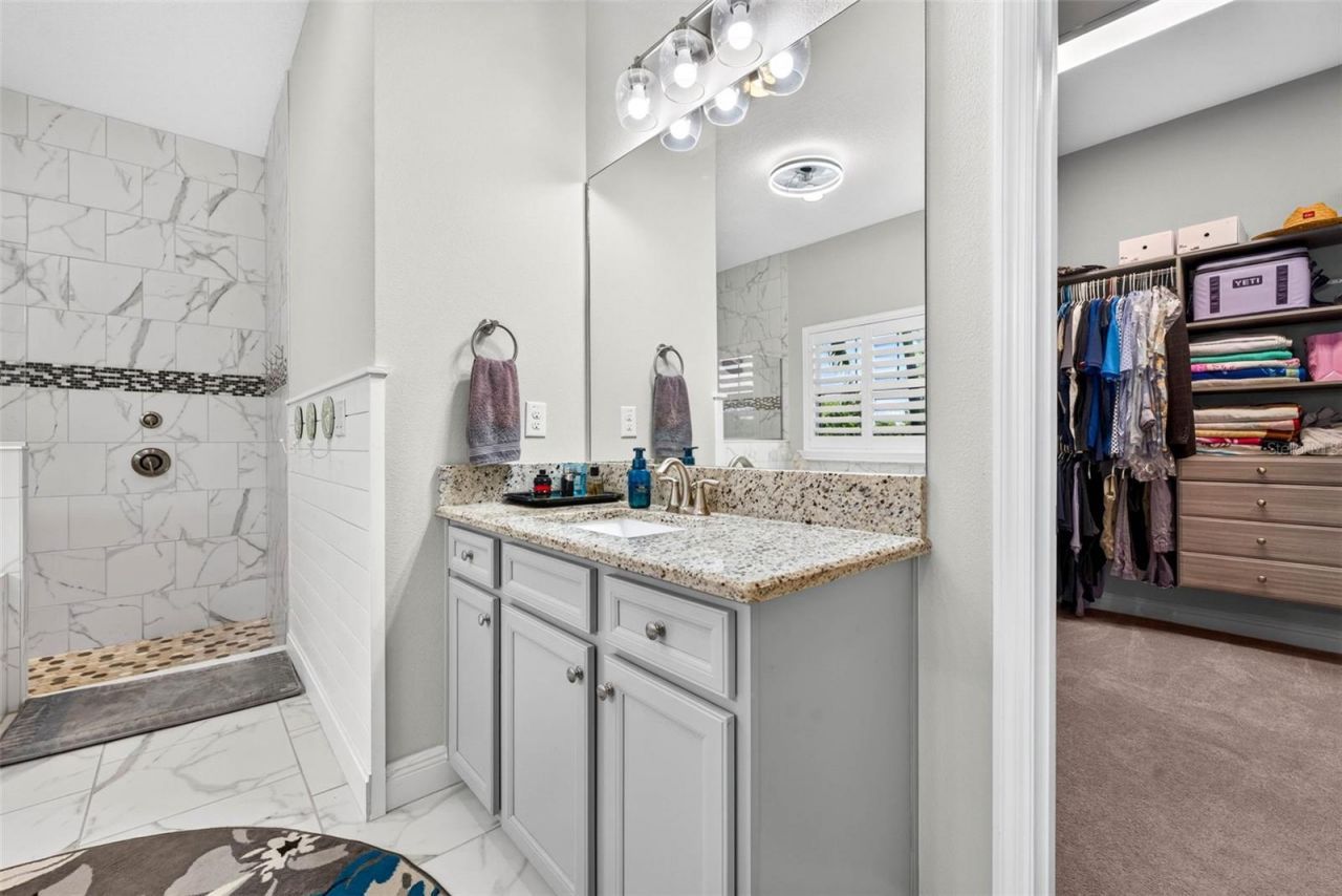 6104 Shadowlake Drive, Apollo Beach, FL 33572 Photo