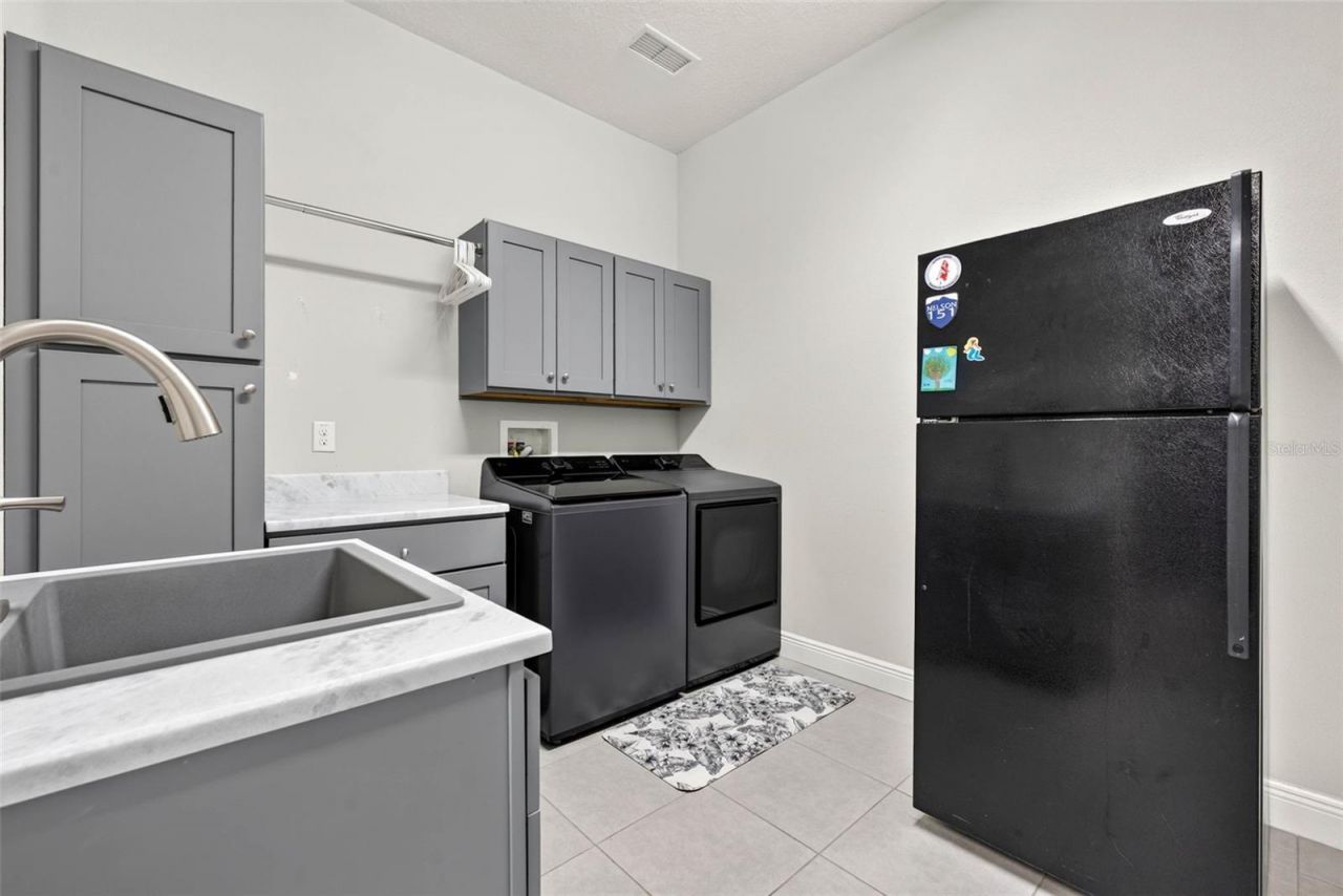 6104 Shadowlake Drive, Apollo Beach, FL 33572 Photo