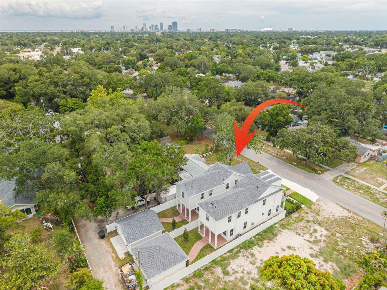 4027 Haines Road N, Saint Petersburg, FL 33703 Photo