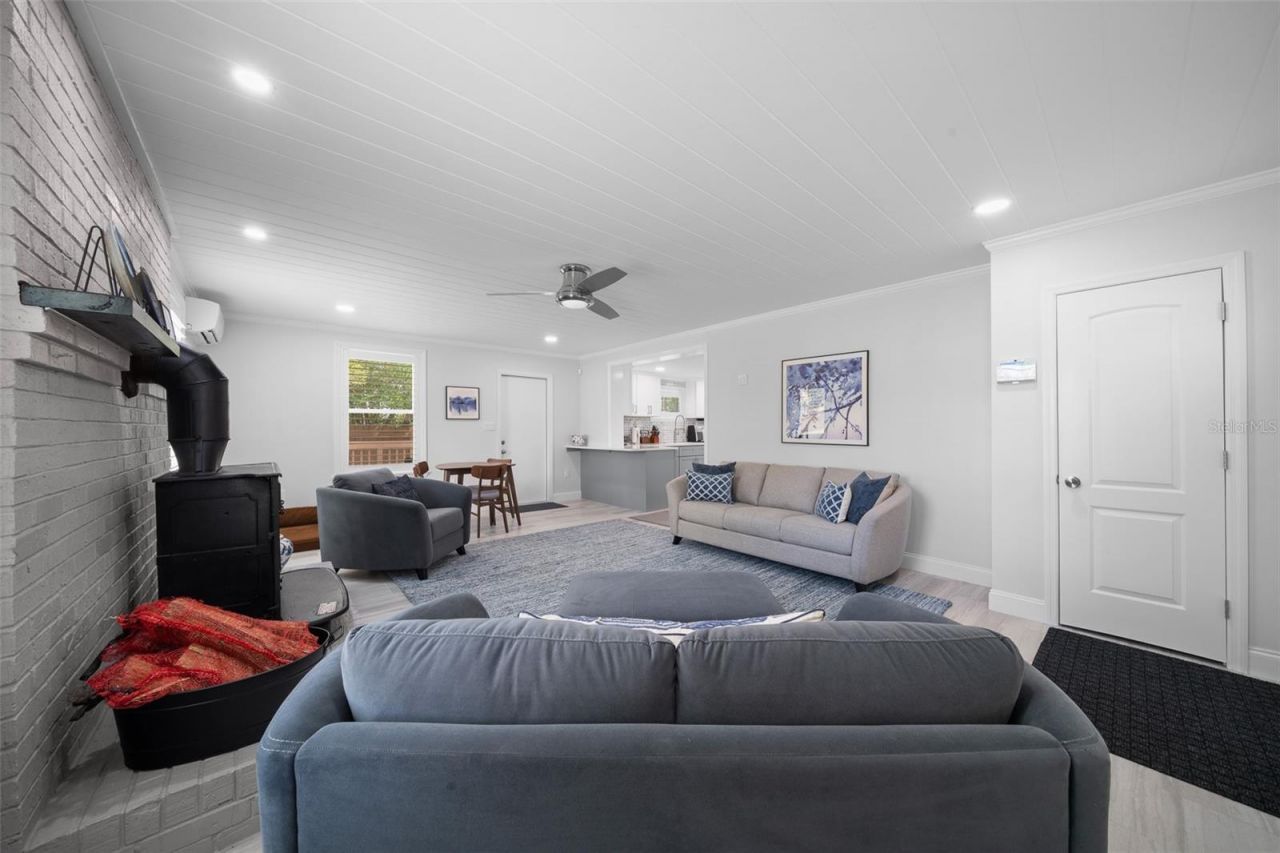 5830 W Gulf To Lake Highway, Crystal River, FL 34429 Photo
