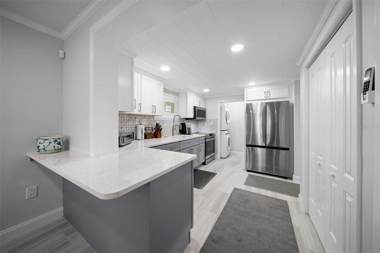 5830 W Gulf To Lake Highway, Crystal River, FL 34429 Photo