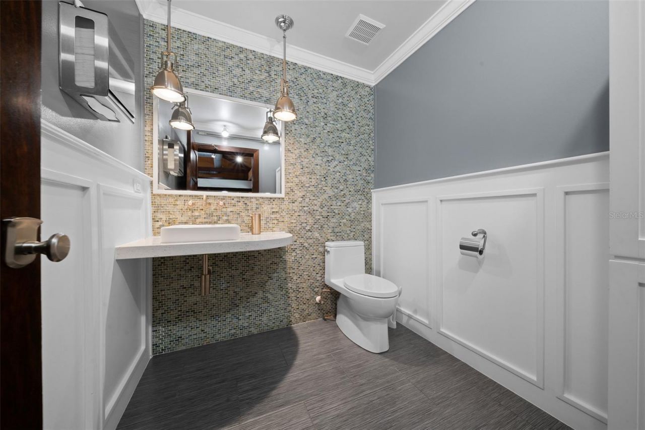 5830 W Gulf To Lake Highway, Crystal River, FL 34429 Photo