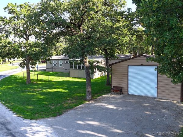 4718 Golden Way , Kingston, OK 73439