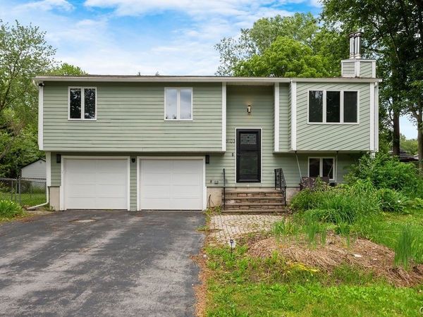 8103 Princess Path, Liverpool, NY 13090