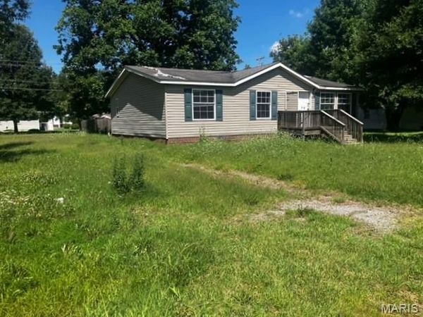 600 S Walker (aka 508 S Walker) , Gideon, MO 63848