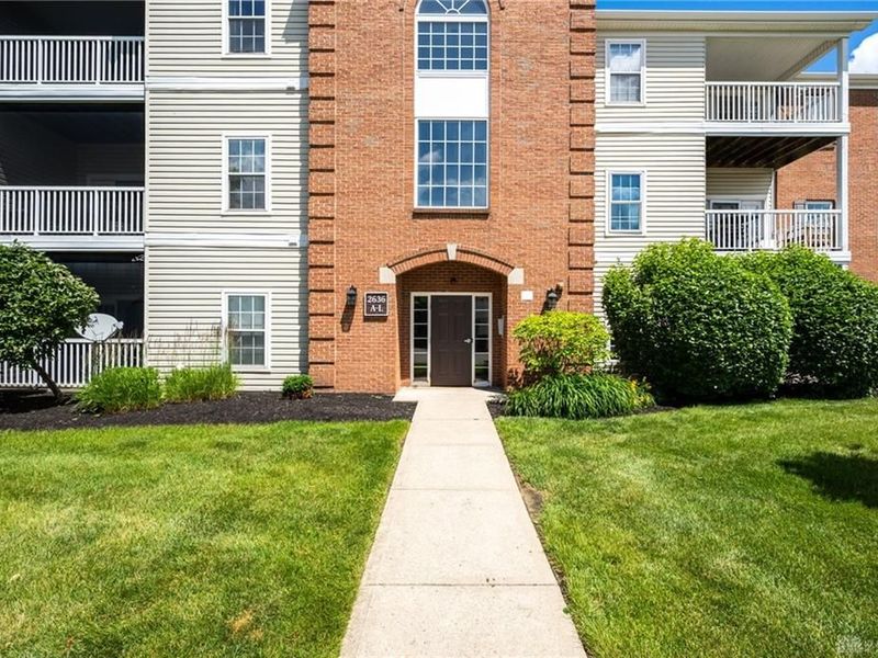 2636 Harding Court, Unit K, Beavercreek, OH 45431 Photo 2