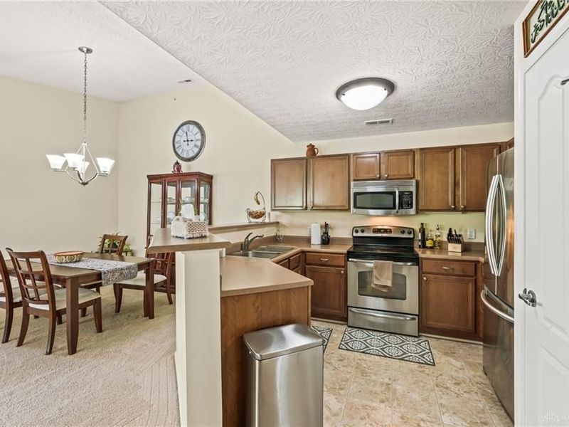 2636 Harding Court, Unit K, Beavercreek, OH 45431 Photo 4