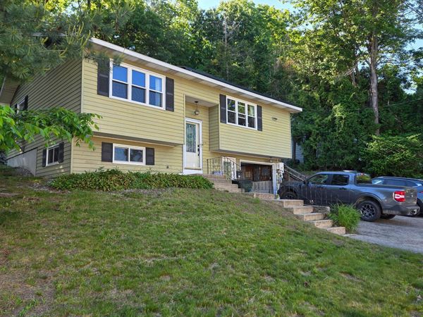 119 Huntress Street, Manchester, NH 03102