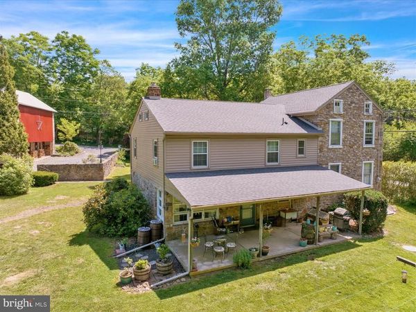 3866 PRICETOWN ROAD, FLEETWOOD, PA 19522