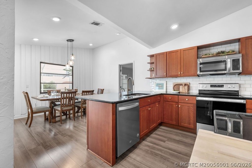 5068 SE Major Way, Stuart, FL 34997 Photo