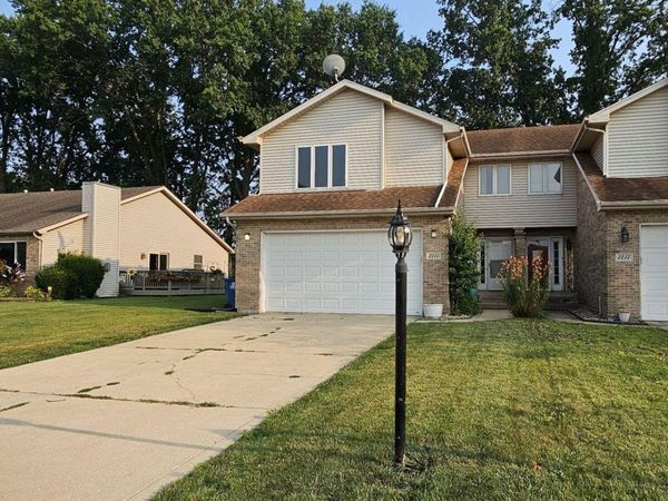2215 Texas Street, Chesterton, IN 46304
