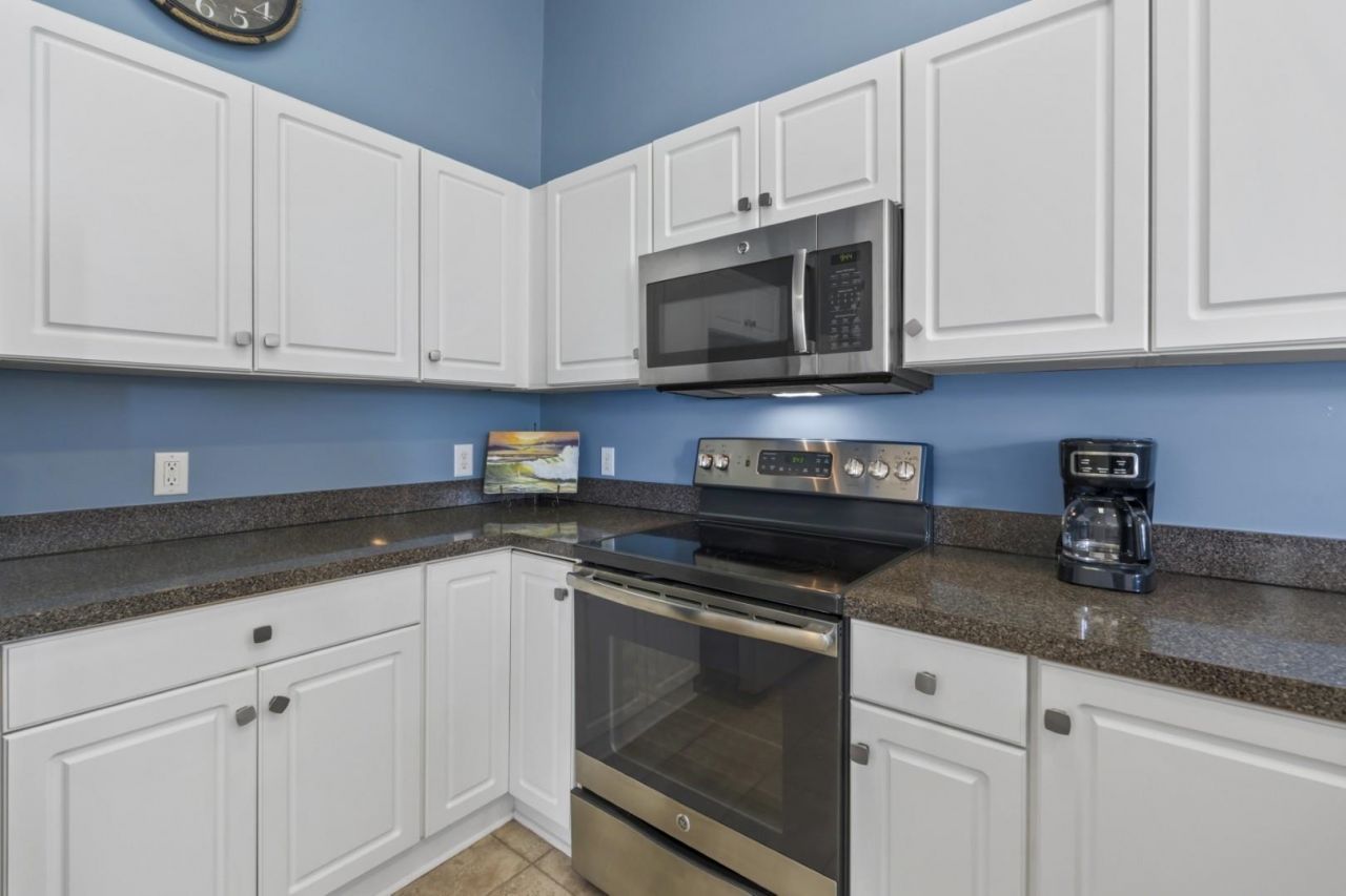 901 West Port Dr. Photo 11