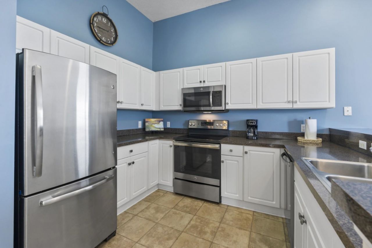 901 West Port Dr. Photo 12