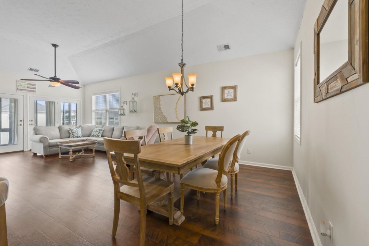 901 West Port Dr. Photo 14