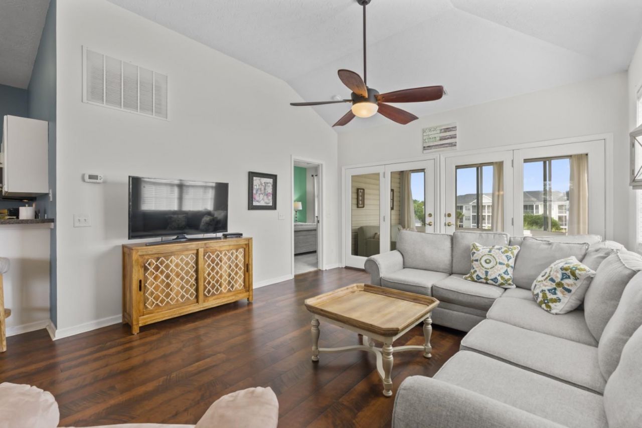 901 West Port Dr. Photo 19