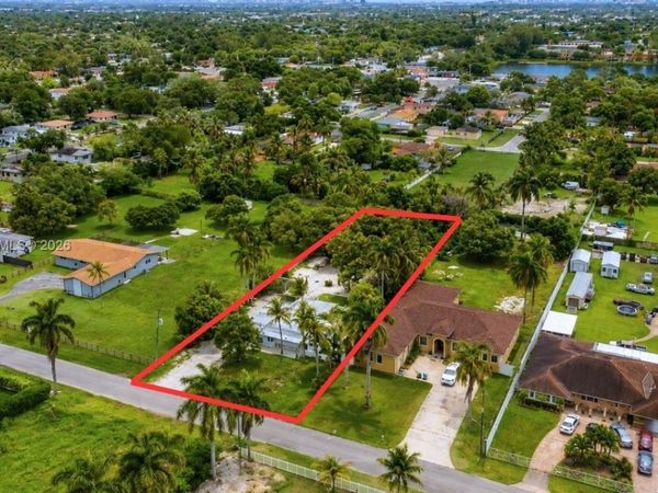 10945 NW 19th Ave , Miami, FL 33167