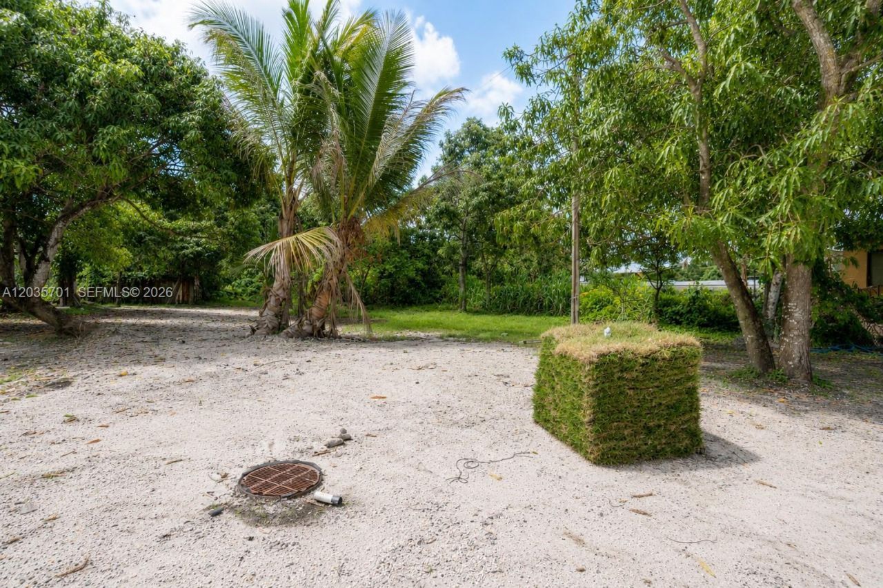 10945 NW 19th Ave, Miami, FL 33167 Photo
