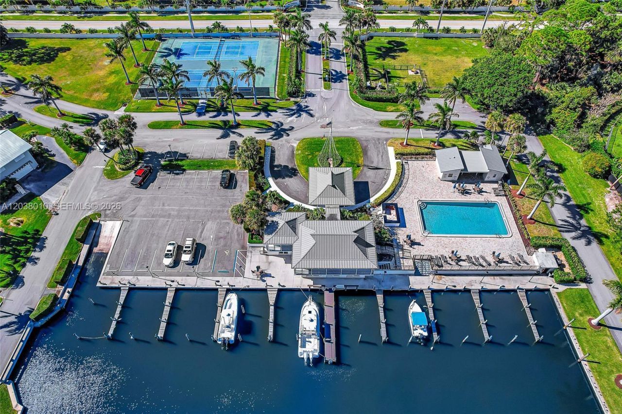 8967 SE Star Island Way, Hobe Sound, FL 33455 Photo