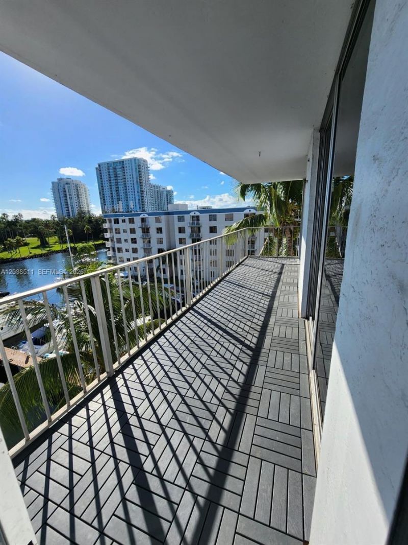 1700 NW N River Dr , Unit 606, Miami, FL 33125 Photo