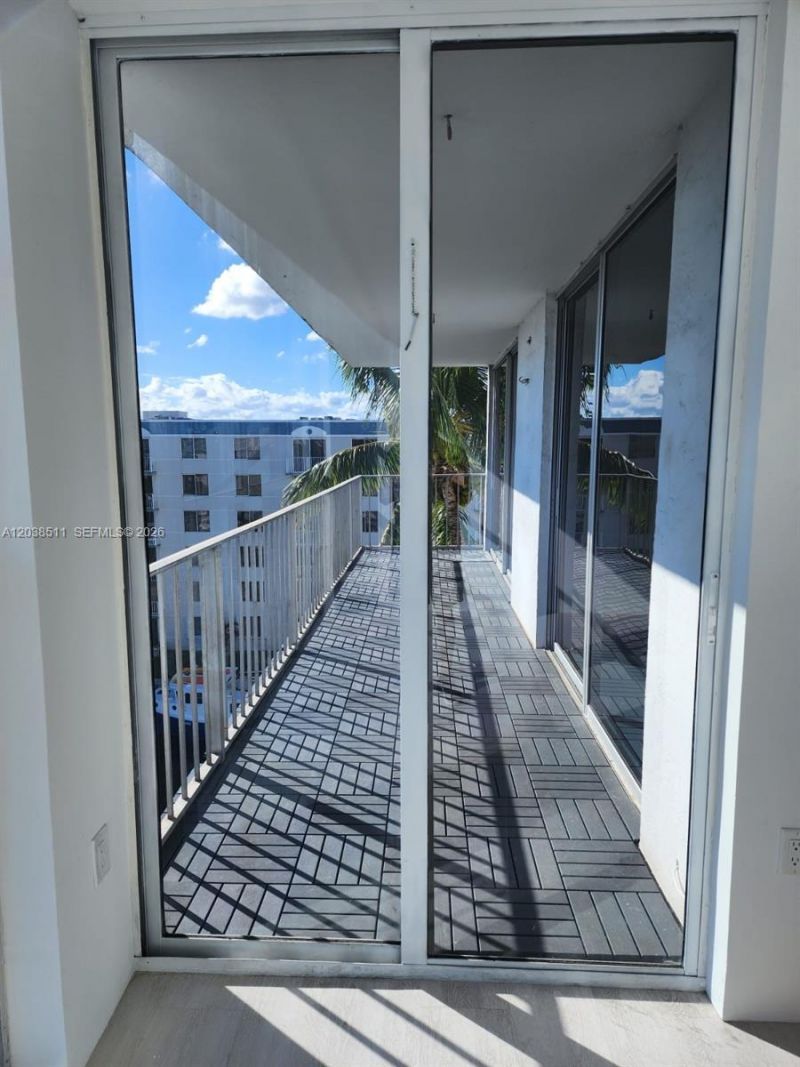 1700 NW N River Dr , Unit 606, Miami, FL 33125 Photo