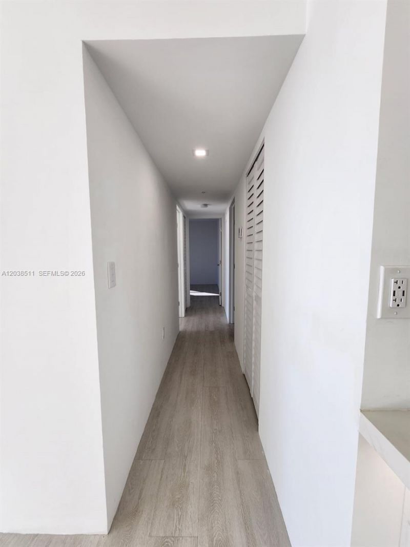 1700 NW N River Dr , Unit 606, Miami, FL 33125 Photo