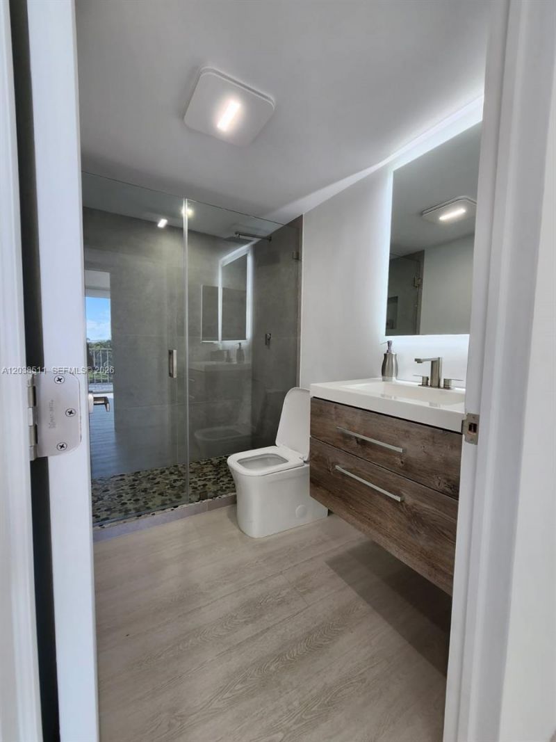 1700 NW N River Dr , Unit 606, Miami, FL 33125 Photo