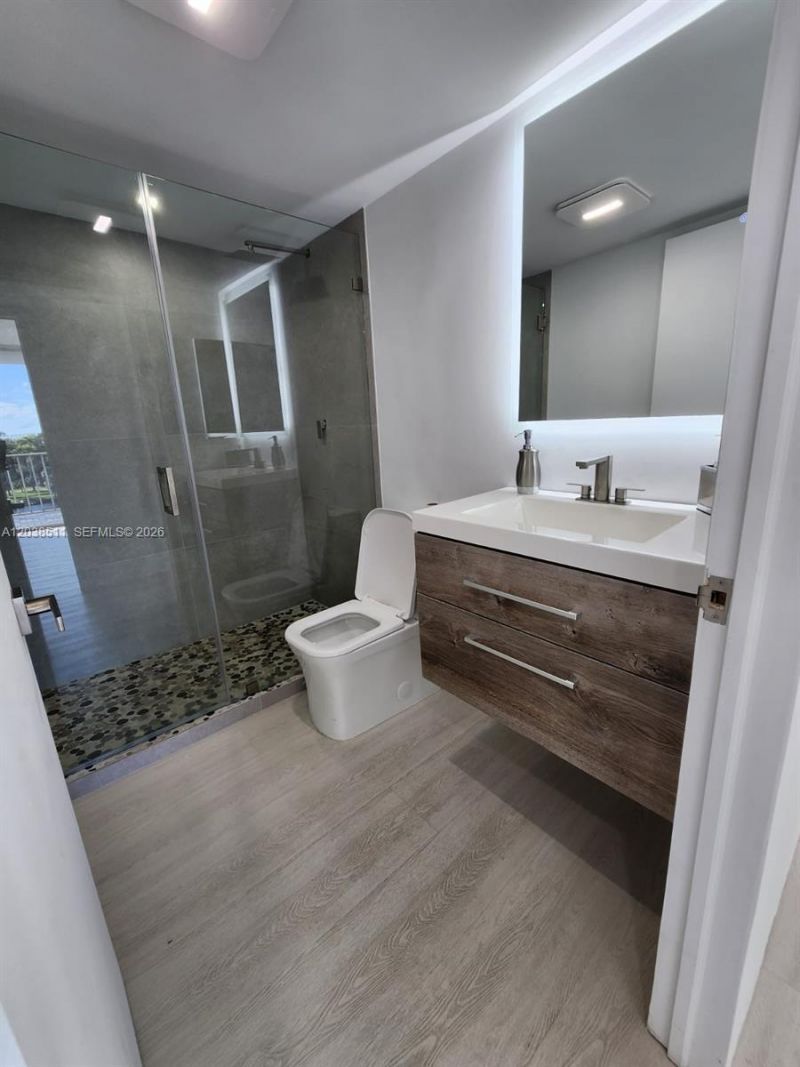 1700 NW N River Dr , Unit 606, Miami, FL 33125 Photo
