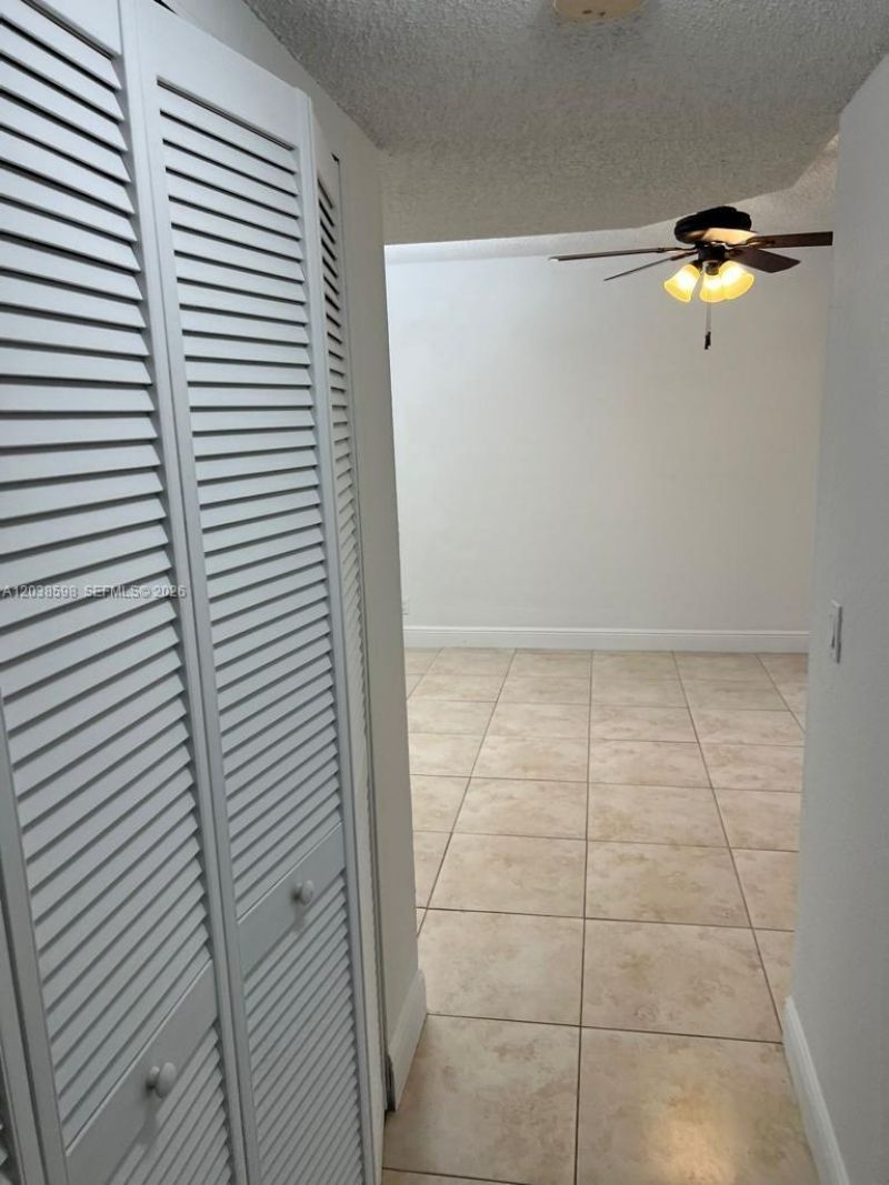 1561 Balfour Point Dr , Unit B, West Palm Beach, FL 33411 Photo