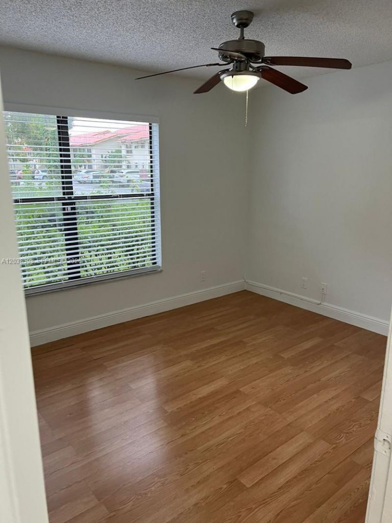 1561 Balfour Point Dr , Unit B, West Palm Beach, FL 33411 Photo