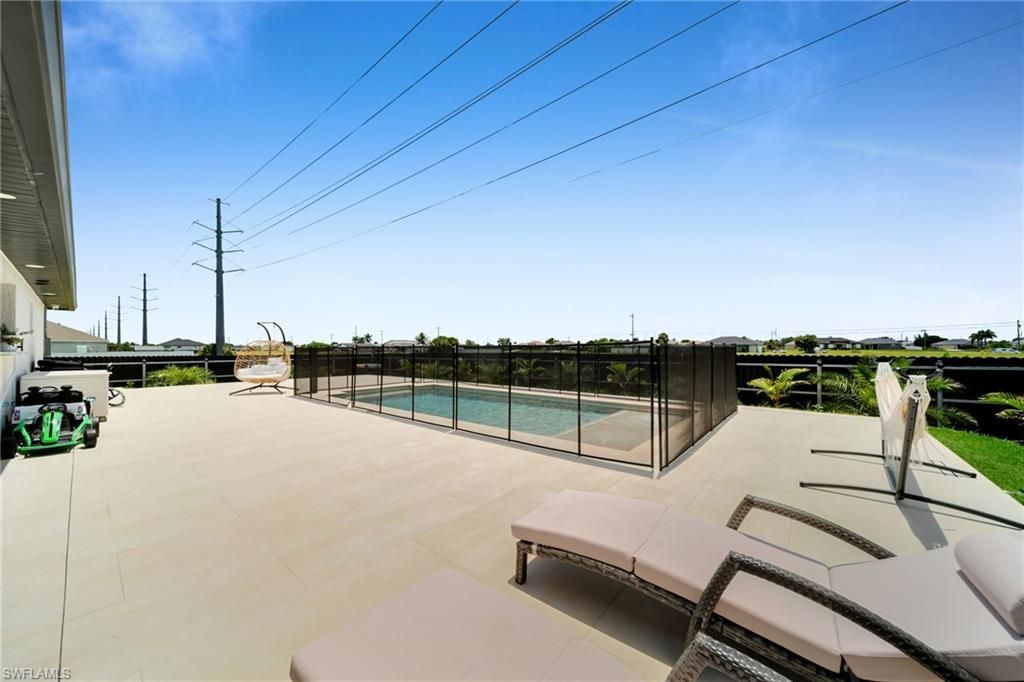 512 NW 24th Ave, Cape Coral, FL 33993 Photo