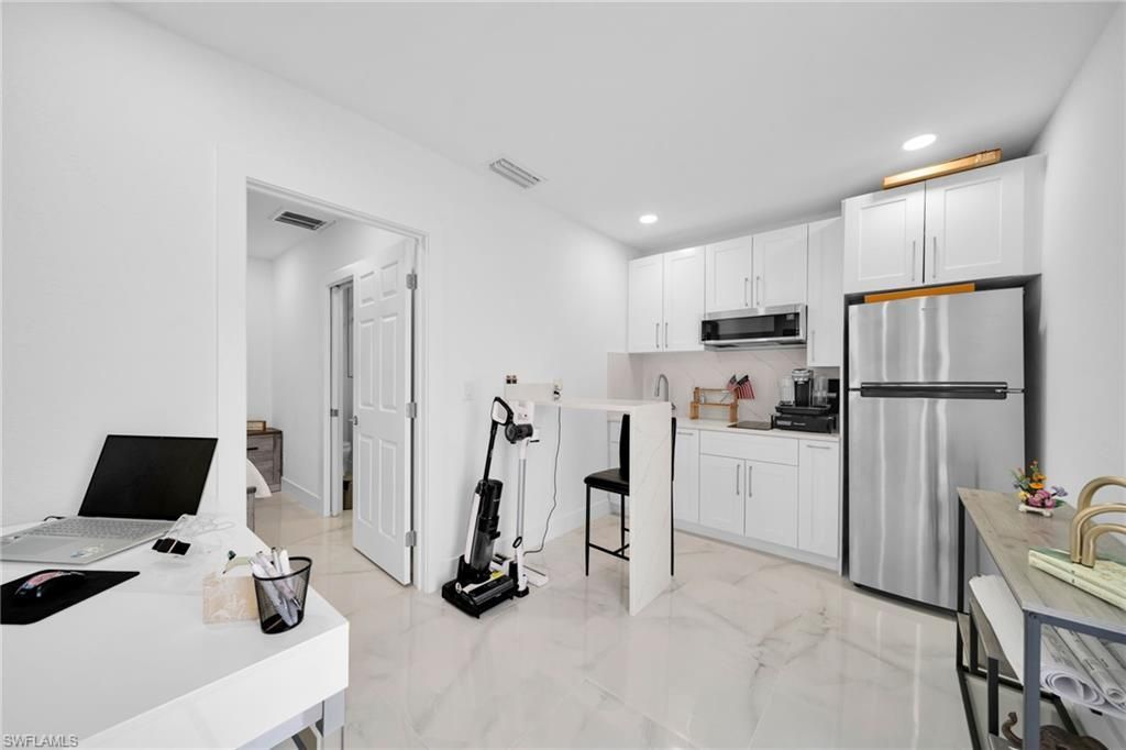512 NW 24th Ave, Cape Coral, FL 33993 Photo
