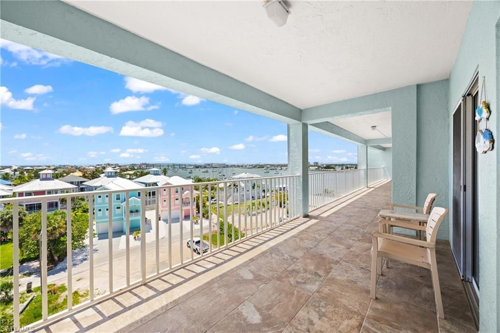 345 Mango St, Unit 605, Fort Myers Beach, FL 33931 Photo