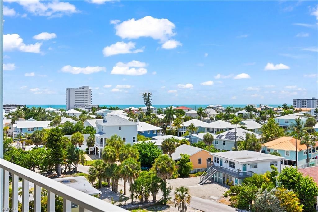 345 Mango St, Unit 605, Fort Myers Beach, FL 33931 Photo