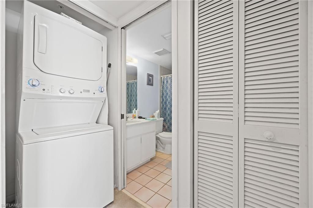 345 Mango St, Unit 605, Fort Myers Beach, FL 33931 Photo